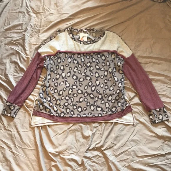 Leopard tan dark tan dustyrose ladies Large new w/tags soft light comfy CesFemme - Picture 1 of 7